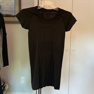 Black Lululemon Swiftly Tech Short Sleeve Shirt